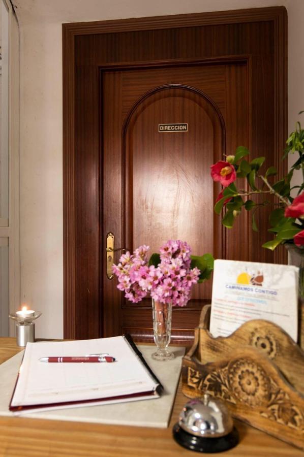 Hostal San Cristobal - Pontedeume Ngoại thất bức ảnh
