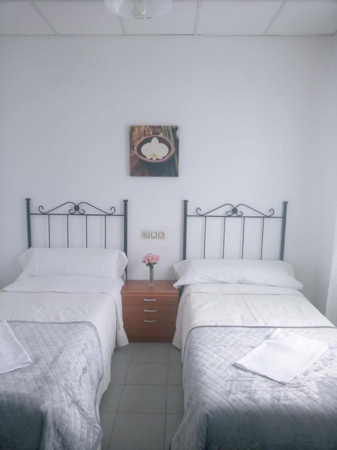 Hostal San Cristobal - Pontedeume Ngoại thất bức ảnh