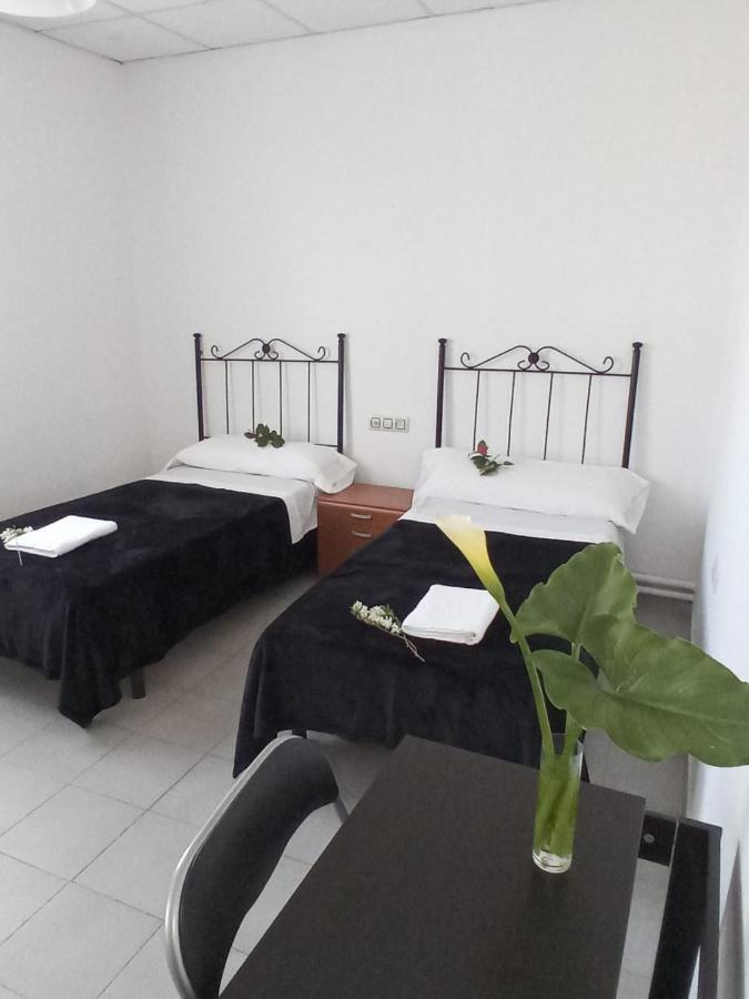 Hostal San Cristobal - Pontedeume Ngoại thất bức ảnh
