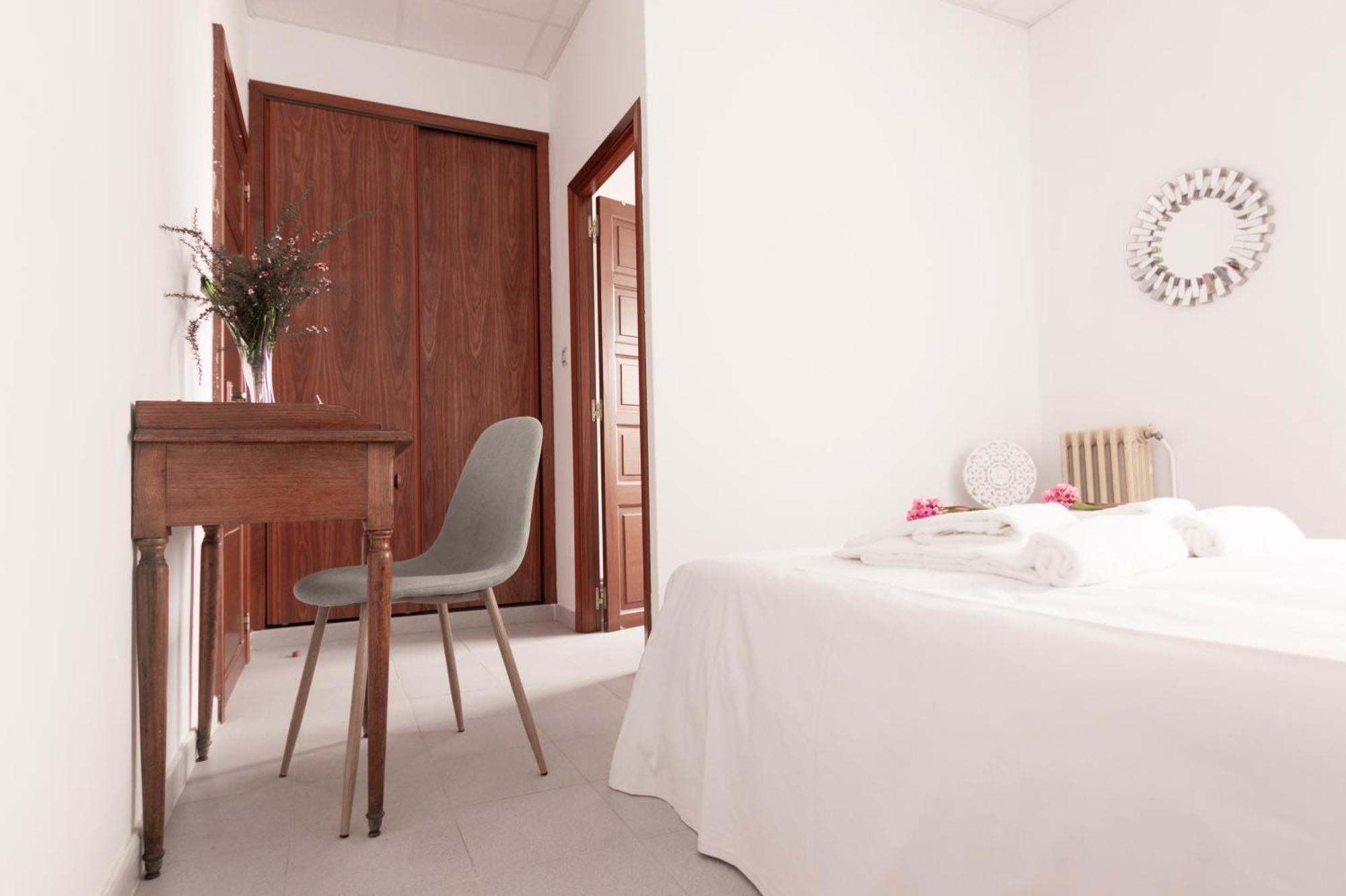 Hostal San Cristobal - Pontedeume Ngoại thất bức ảnh